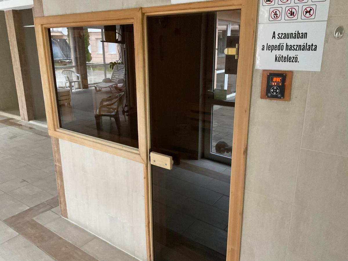 Sport Apartman Hajdúszoboszló Exterior foto